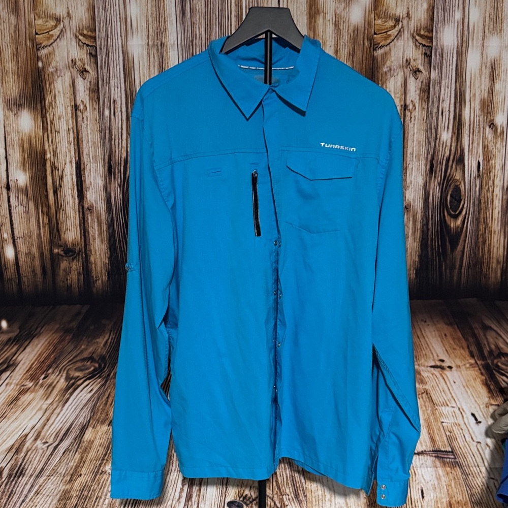 Tunaskin Men's Vibrant Blue Button-Down Shirt